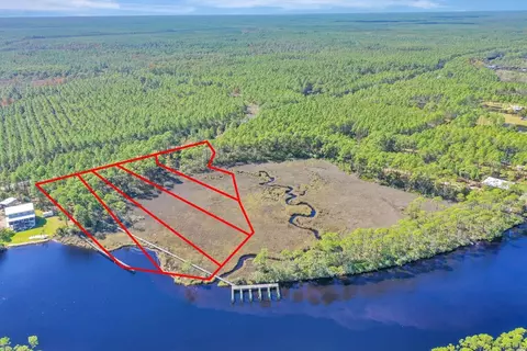915 Mill Rd, Carrabelle, FL 32322 photo 3