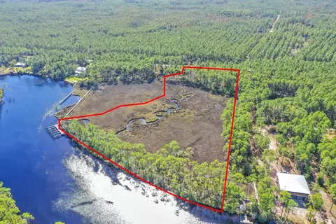 915 Mill Rd, Carrabelle, FL 32322 photo 10
