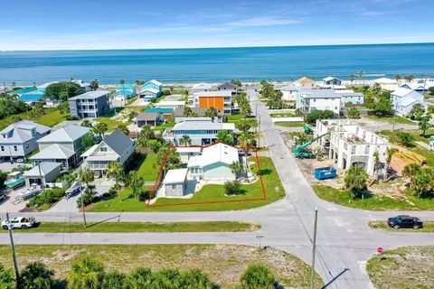 122 3rd St, Mexico Beach, FL 32456