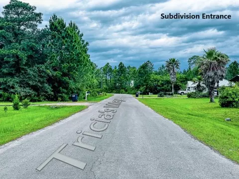 111 Tricias Way, Eastpoint, FL 32328