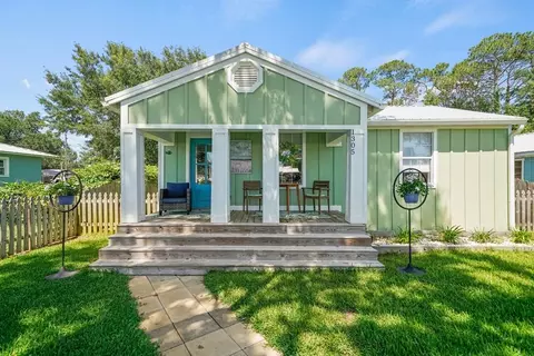 1305 Palm Blvd, Port St. Joe, FL 32456
