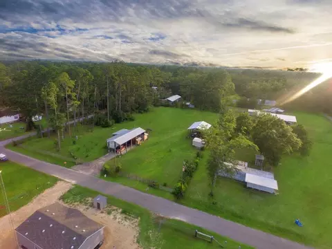 343 N Kim Ave, Wewahitchka, FL 32465