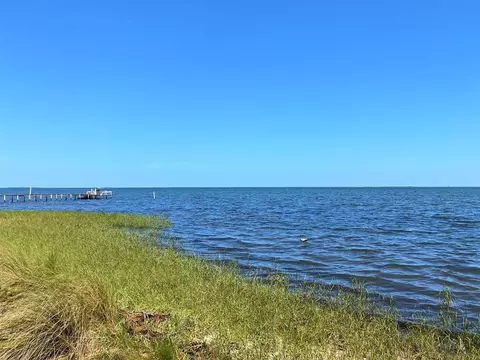 2430 Hwy 98 E, Lanark Village, FL 32323