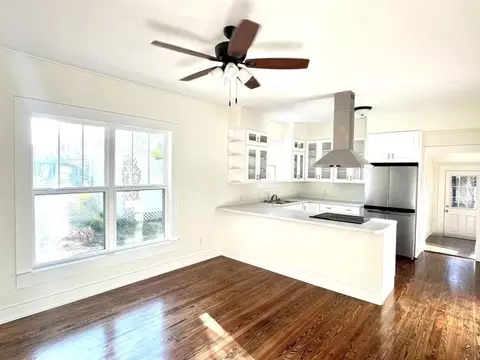 102 E Meridian Ave, Carrabelle, FL 32322 photo 3