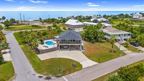 105 Lucia Ave, Port St. Joe, FL 32456