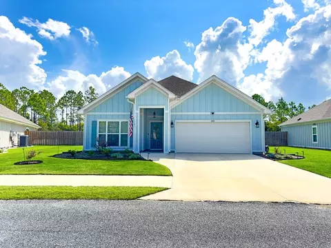 123 Lakeview Ct, Port St. Joe, FL 32456