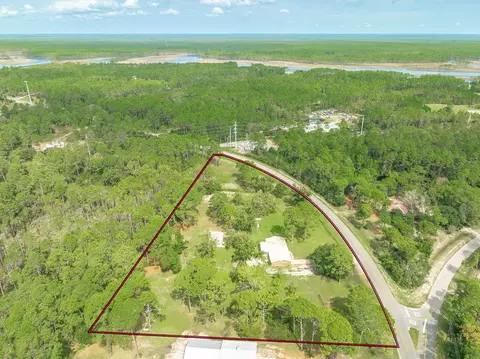 View/Area - 370 Mill Rd, Carrabelle, FL 32322 photo 1 of 3