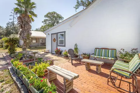 16 Collins Ave # -6, Lanark Village, FL 32323