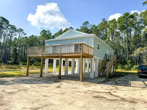 Exterior - 3015 Hwy 98 E, Carrabelle, FL 32322 photo 7 of 11