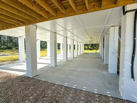 Exterior - 3015 Hwy 98 E, Carrabelle, FL 32322 photo 9 of 11