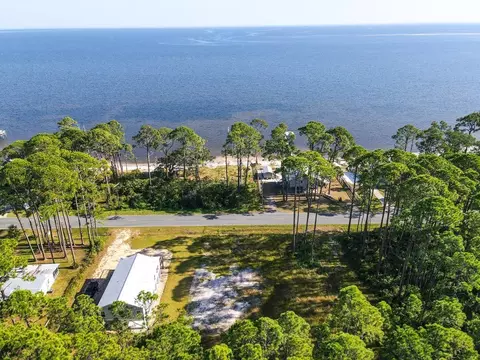View/Area - 3015 Hwy 98 E, Carrabelle, FL 32322 photo 3 of 12