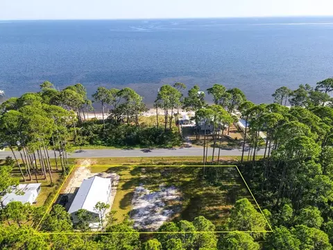 3015 Hwy 98 E, Carrabelle, FL 32322