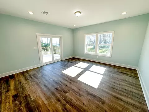 Living - 3015 Hwy 98 E, Carrabelle, FL 32322 photo 1 of 2
