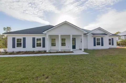 333 Magnolia Ct, Eastpoint, FL 32328