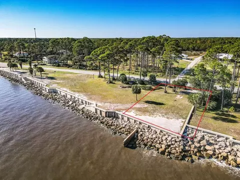 2144 Hwy 98 W, Carrabelle, FL 32322