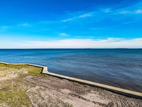 2156 Hwy 98 W, Carrabelle, FL 32322