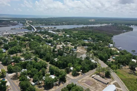 17 W 10th St, Carrabelle, FL 32322 photo 19