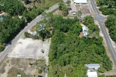 17 W 10th St, Carrabelle, FL 32322 photo 5