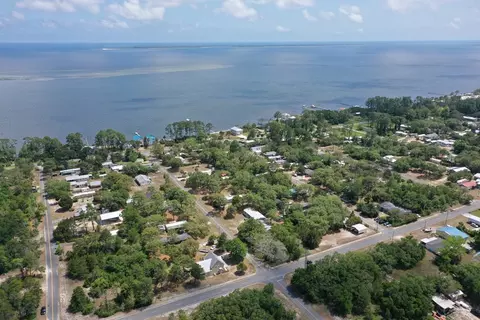 150 Florida St, Carrabelle, FL 32323 photo 17