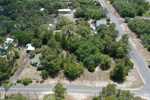 150 Florida St, Carrabelle, FL 32323 photo 5