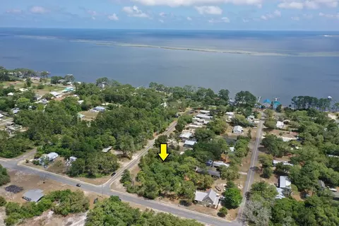 150 Florida St, Carrabelle, FL 32323 photo 12