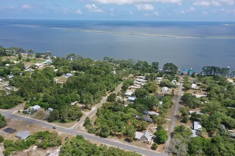 150 Florida St, Carrabelle, FL 32323 photo 13