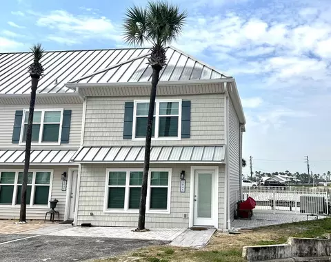 104 Miramar Dr #A, Mexico Beach, FL 32456