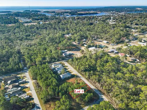 914 NE 5th St, Carrabelle, FL 32322 photo 5