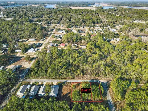 914 NE 5th St, Carrabelle, FL 32322 photo 6