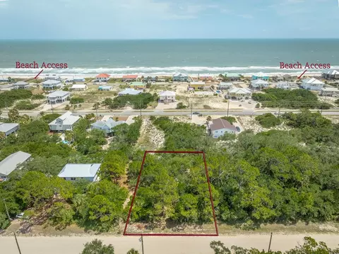 740 W Pine Ave, Saint George Island, FL 32328