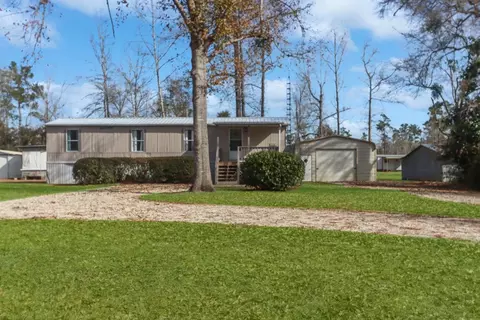 172 Bramlett St, Wewahitchka, FL 32465