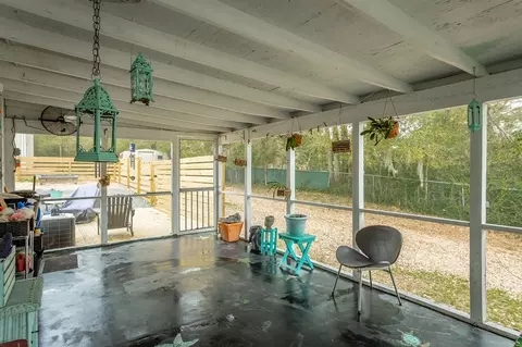 512 NW Ave B, Carrabelle, FL 32322 photo 10