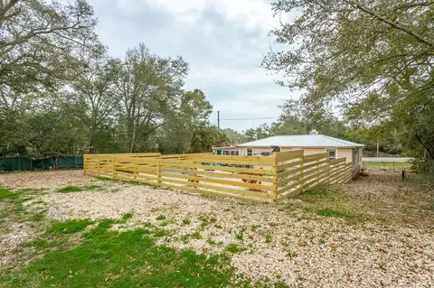 512 NW Ave B, Carrabelle, FL 32322 photo 8