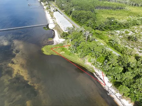 3206 Hwy 98 E, Carrabelle, FL 32323