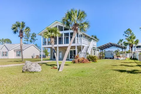 8110 Americus Ave, Port St. Joe, FL 32456