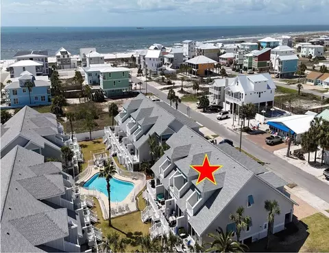 101 39th St UNIT B, Mexico Beach, FL 32456