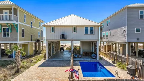 718 Indian Pass Rd, Port St. Joe, FL 32456