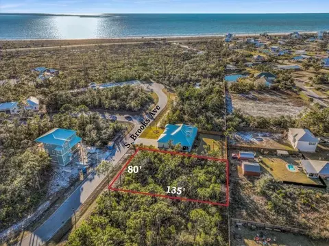 125 S Brooks Ave, Port St. Joe, FL 32456