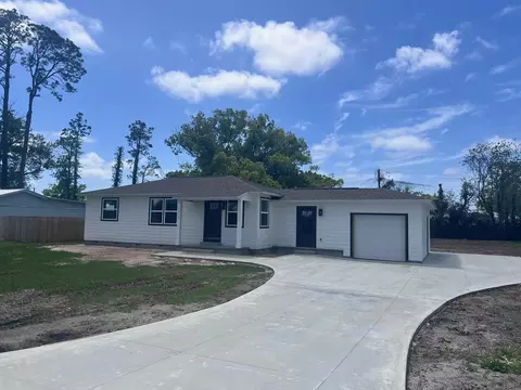 1316 Mcclelland Ave, Port St. Joe, FL 32456