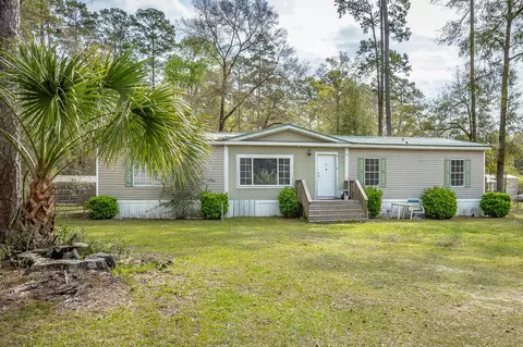 11 Hupa St, Crawfordville, FL 32327