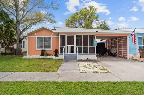 522 4th St, Port St. Joe, FL 32456
