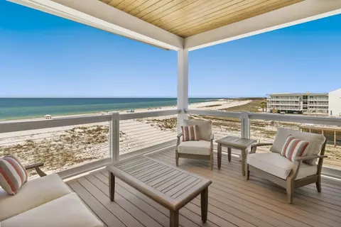 117 S 37th St #C, Mexico Beach, FL 32456