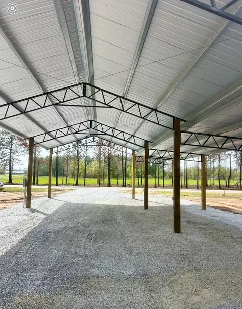 138 Vann Dr, Wewahitchka, FL 32465