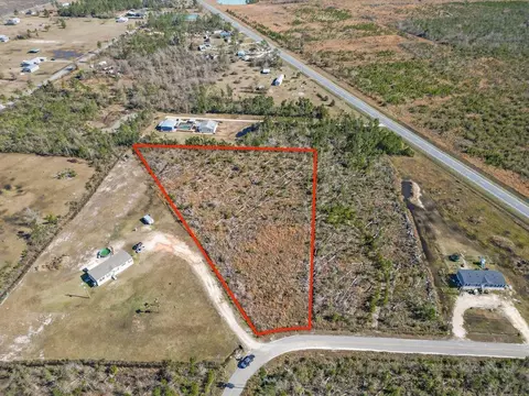 140 Tremont Ct, Wewahitchka, FL 32465