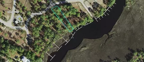519 Shellys Loop Rd, Carrabelle, FL 32322 photo 3