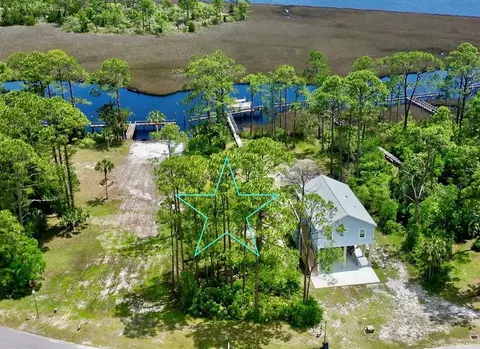519 Shellys Loop Rd, Carrabelle, FL 32322 photo 2