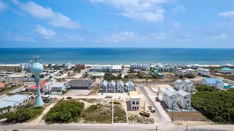 156 W Pine Ave, Saint George Island, FL 32328