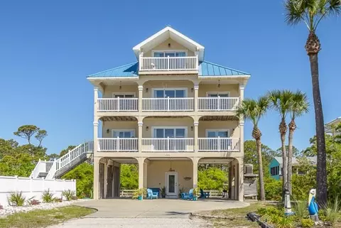 849 W Gulf Beach Dr, Saint George Island, FL 32328
