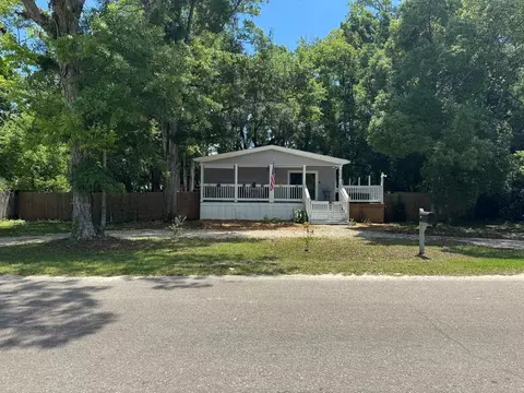 164 Mc Glon Dr, Wewahitchka, FL 32465