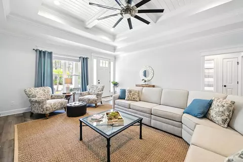 Living - 344 Royal Tern Ct, Carrabelle, FL 32322 photo 3 of 5
